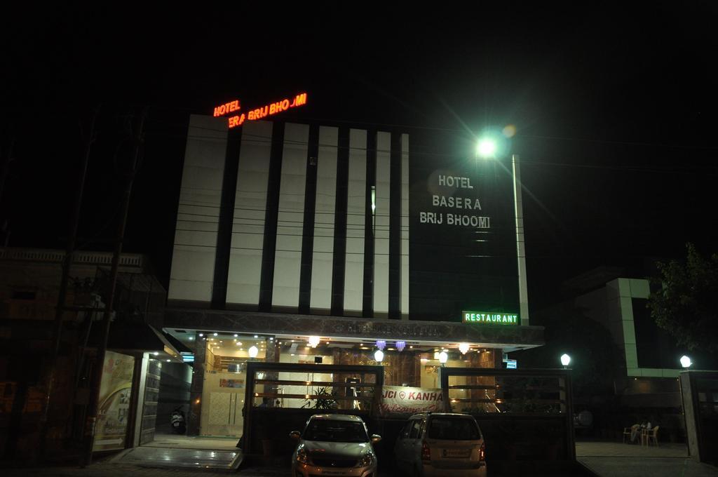 Hotel Basera Brij Bhoomi Vrindāvan Extérieur photo